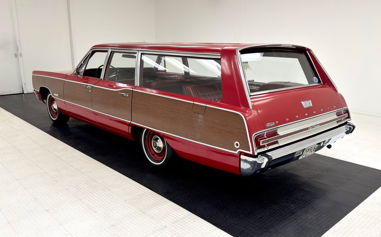 Plymouth-Fury-1968-Station-Wagon-2