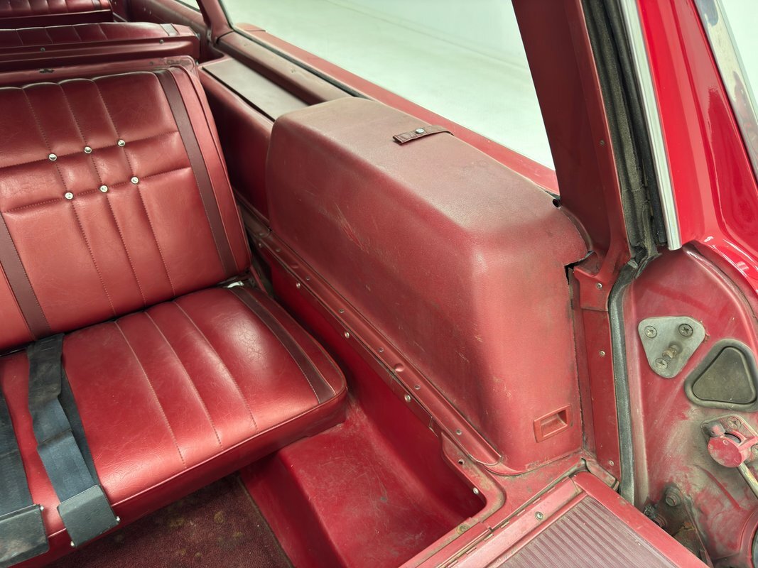 Plymouth-Fury-1968-Station-Wagon-23