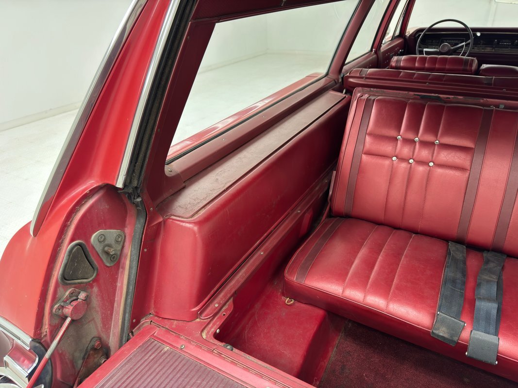 Plymouth-Fury-1968-Station-Wagon-26