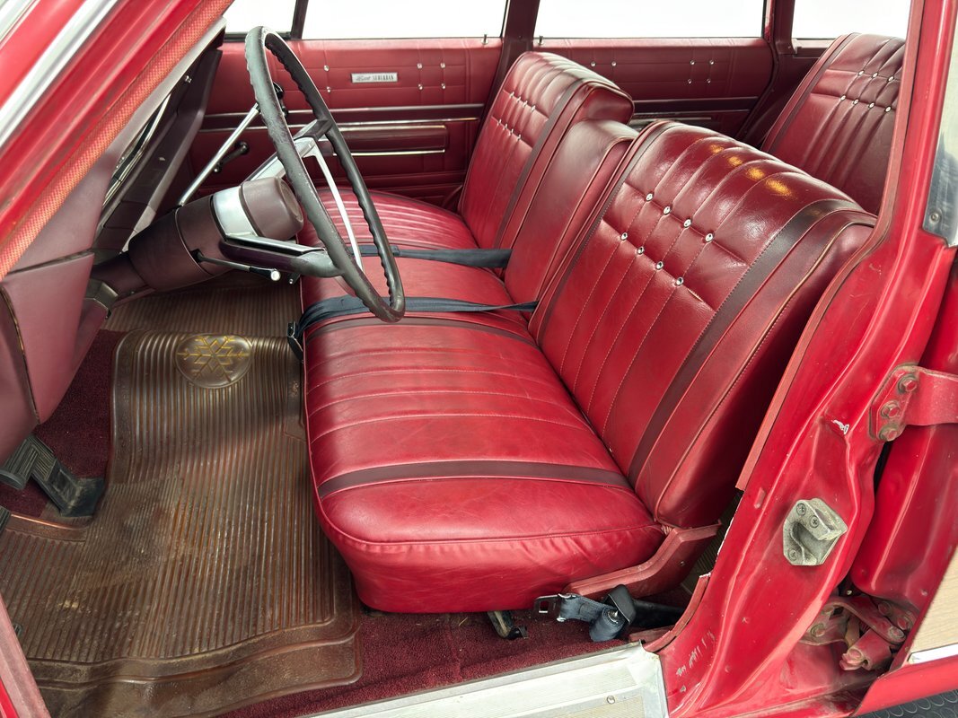 Plymouth-Fury-1968-Station-Wagon-31
