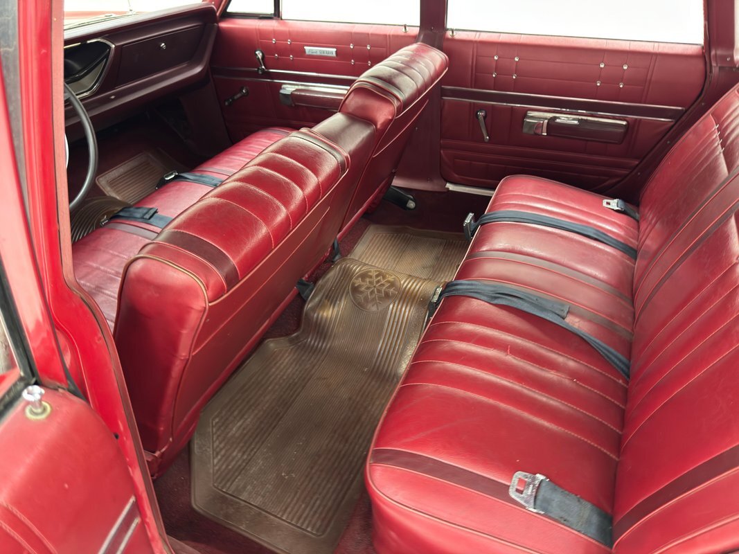 Plymouth-Fury-1968-Station-Wagon-34