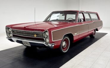 Plymouth-Fury-1968-Station-Wagon