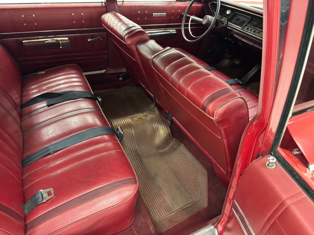 Plymouth-Fury-1968-Station-Wagon-38