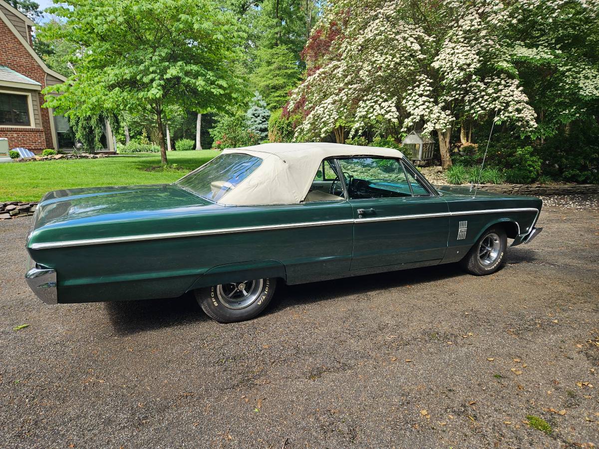 Plymouth-Fury-iii-convertible-1966-15