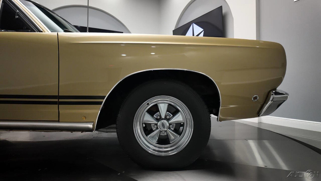 Plymouth-GTX-1968-11