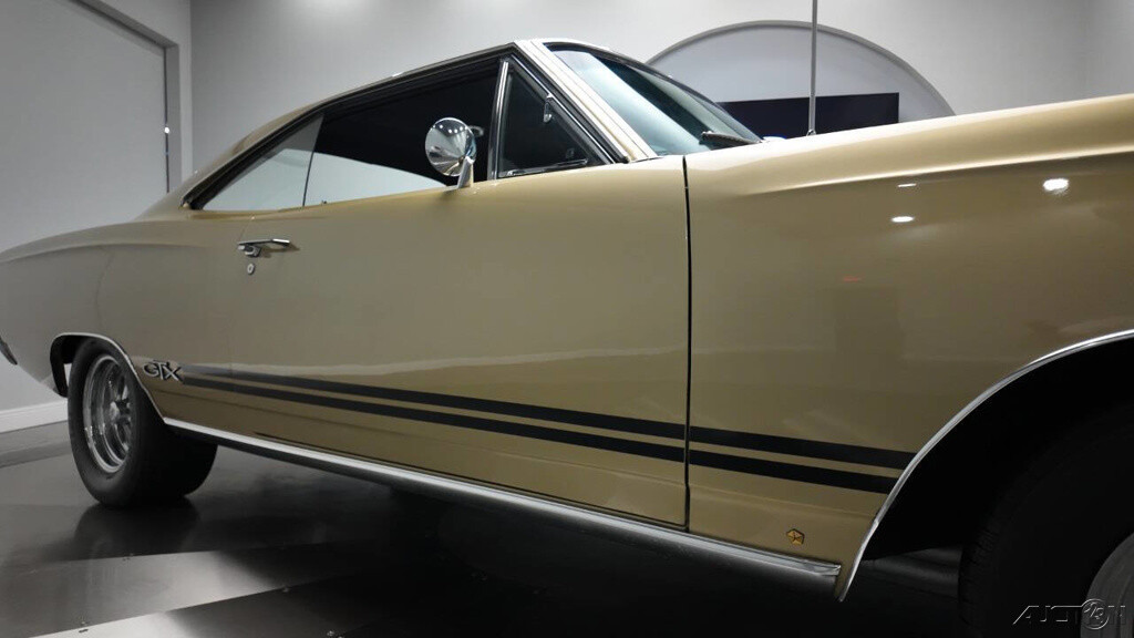 Plymouth-GTX-1968-14