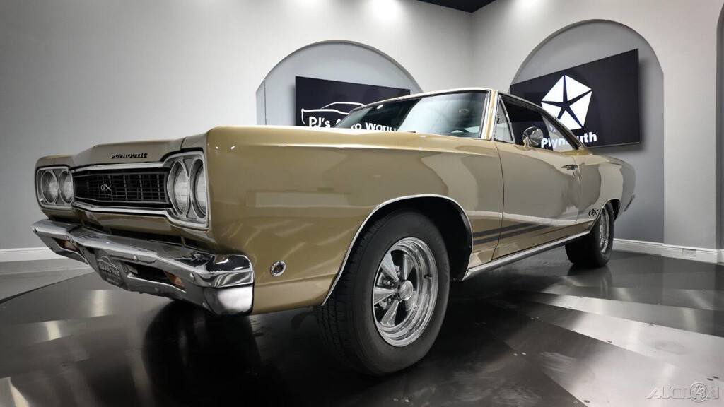 Plymouth-GTX-1968-15