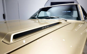 Plymouth-GTX-1968-17