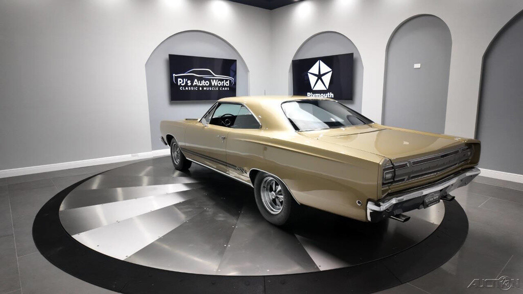 Plymouth-GTX-1968-3