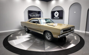 Plymouth-GTX-1968-5