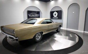Plymouth-GTX-1968-6