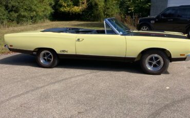 Plymouth-GTX-1969-2