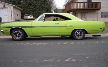 Plymouth-GTX-1970-Coupe-2