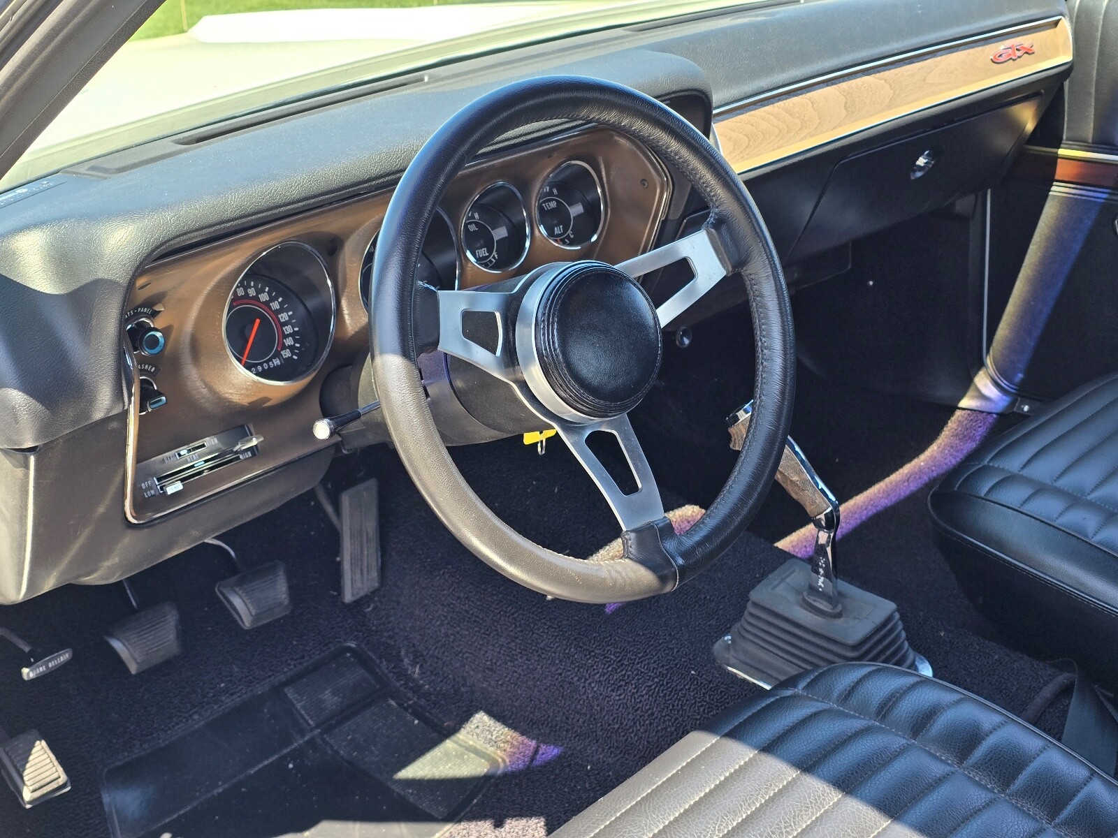 Plymouth-GTX-1971-Coupe-13