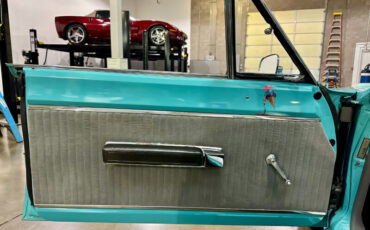 Plymouth-GTX-Convertible-1967-Convertible-27
