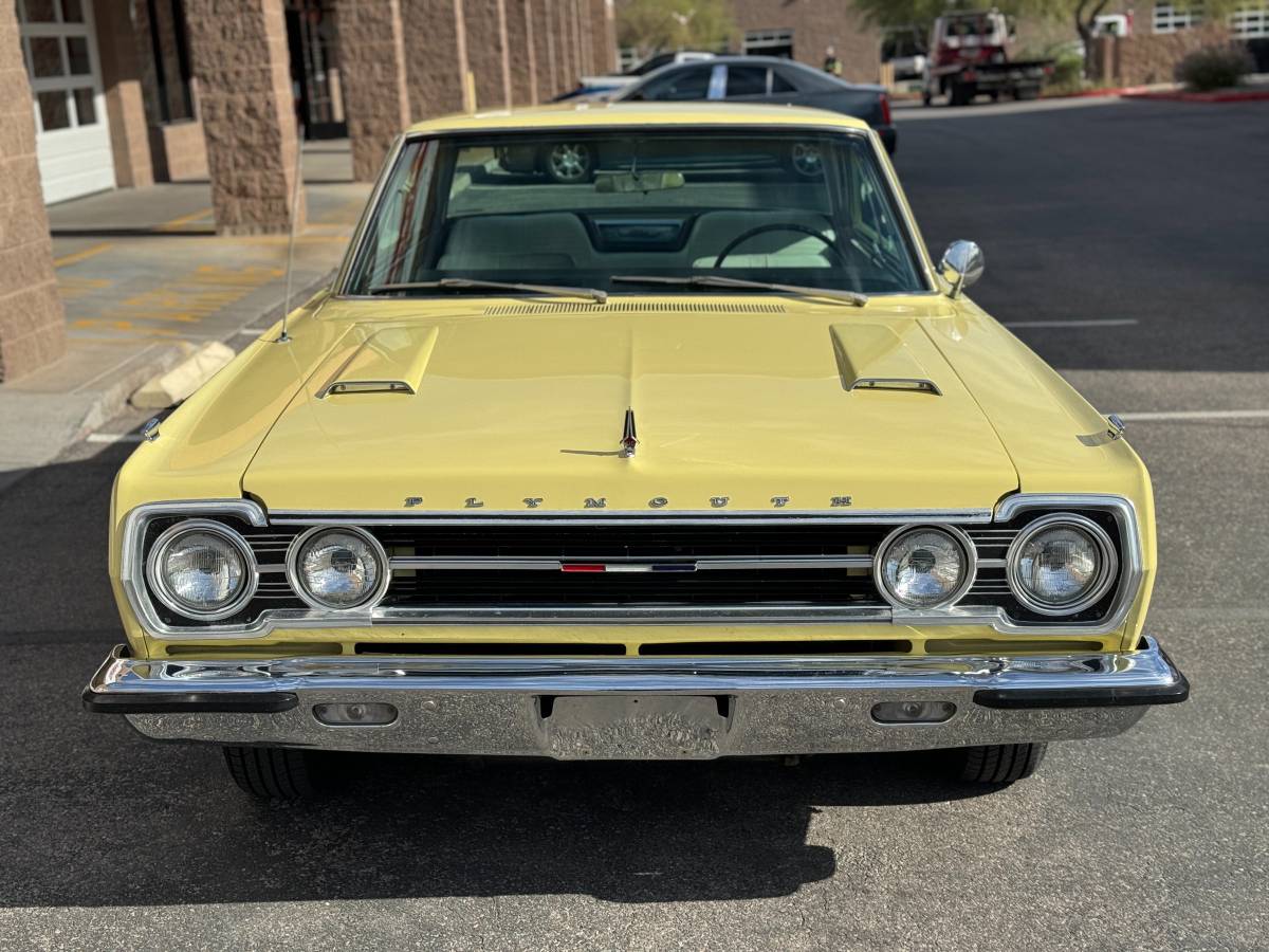 Plymouth Gtx  1967 red