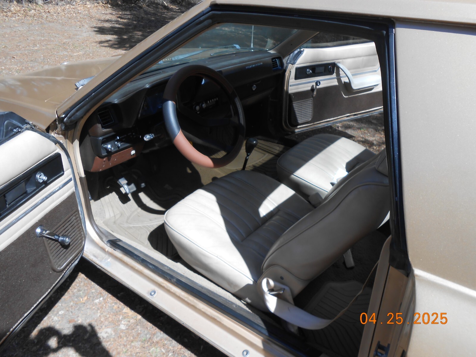 Plymouth-Other-1983-Crew-Cab-Pickup-2
