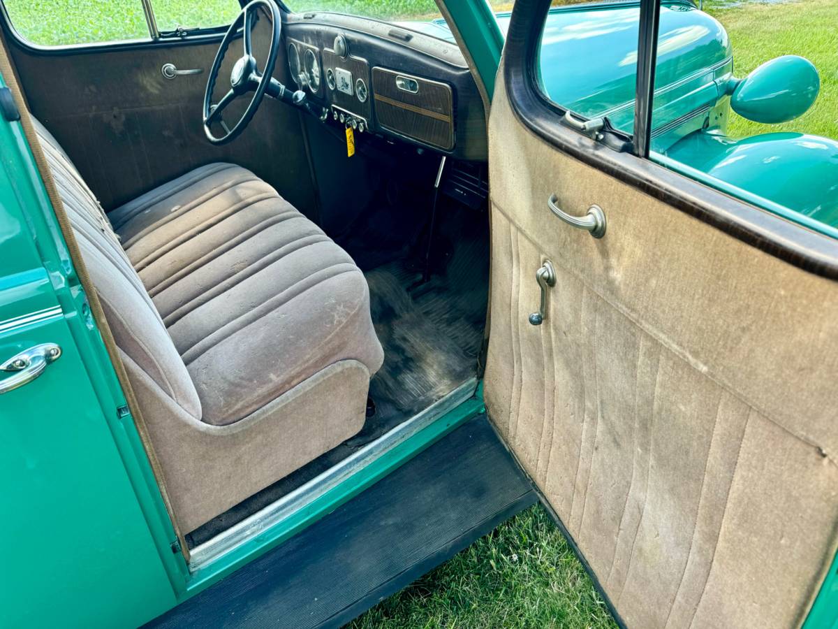Plymouth-P-4-1937-green-7
