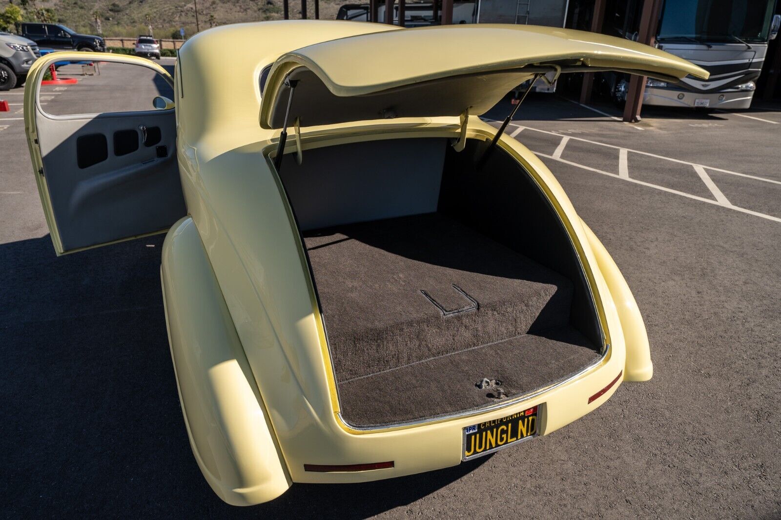 Plymouth-P8-Deluxe-1939-Coupe-9