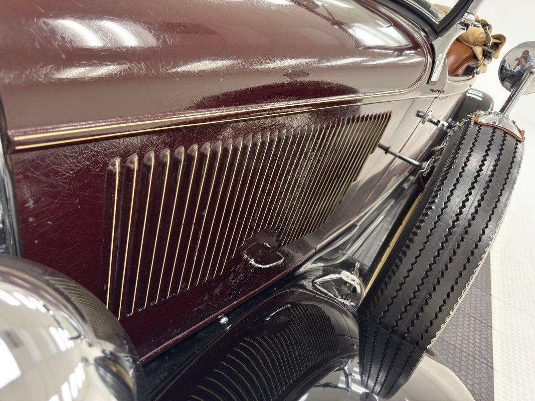 Plymouth-PB-1932-Roadster-14