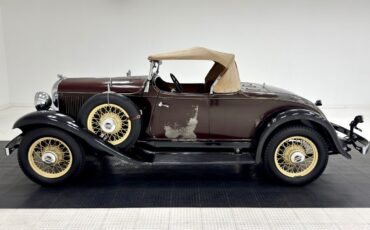 Plymouth-PB-1932-Roadster-2