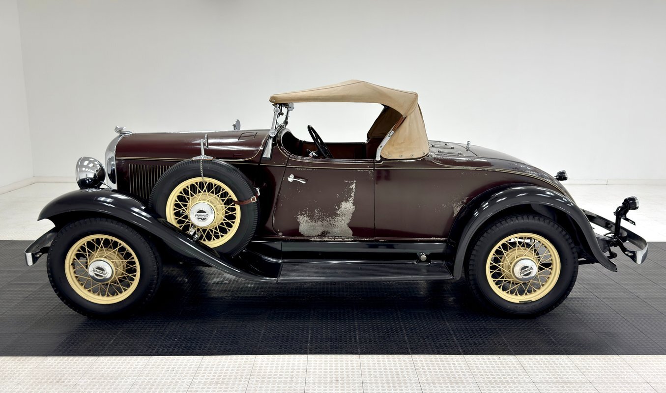 Plymouth-PB-1932-Roadster-2
