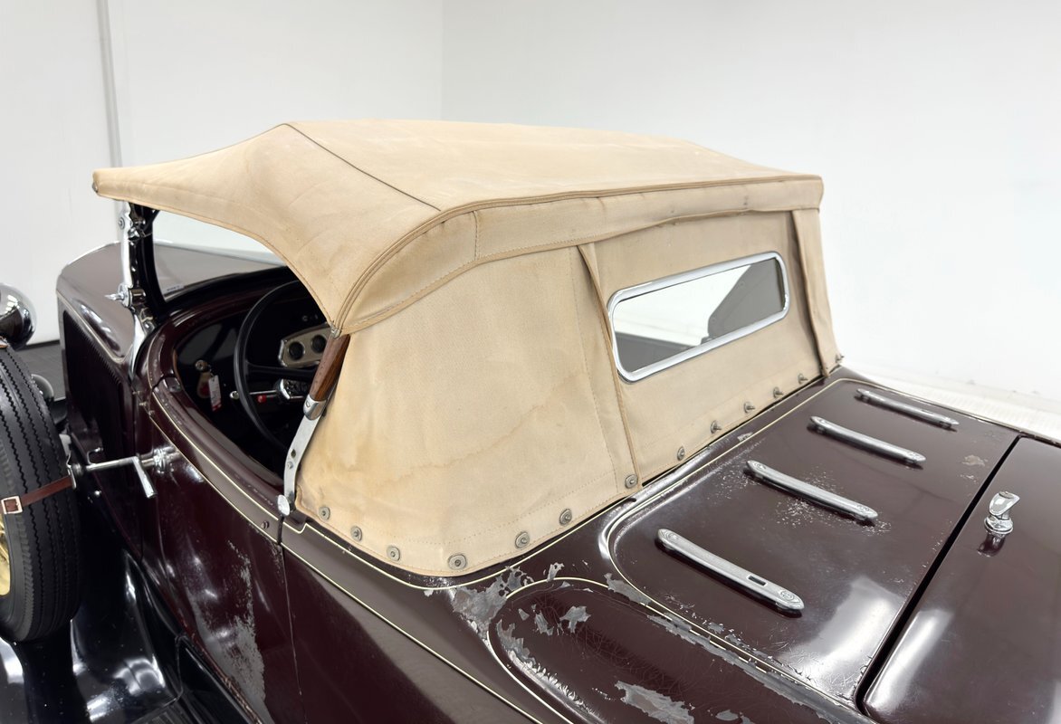 Plymouth-PB-1932-Roadster-20