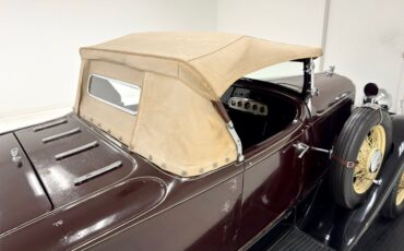 Plymouth-PB-1932-Roadster-21