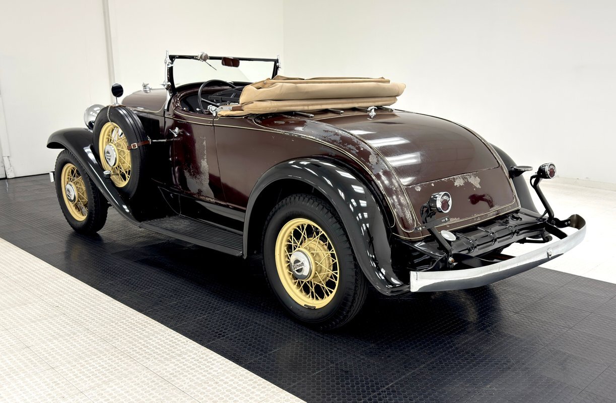 Plymouth-PB-1932-Roadster-5