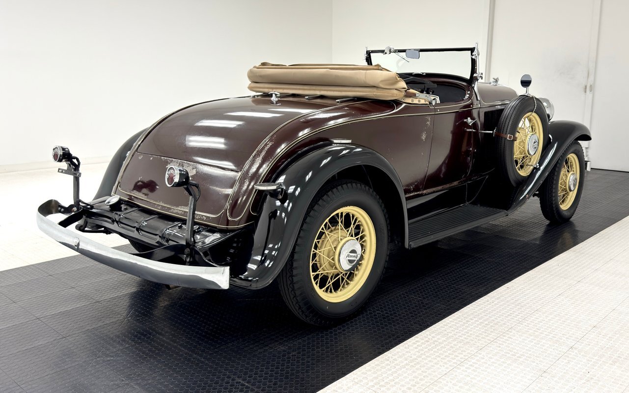 Plymouth-PB-1932-Roadster-7