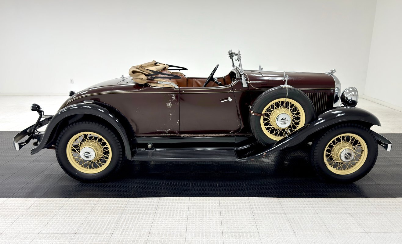 Plymouth-PB-1932-Roadster-8