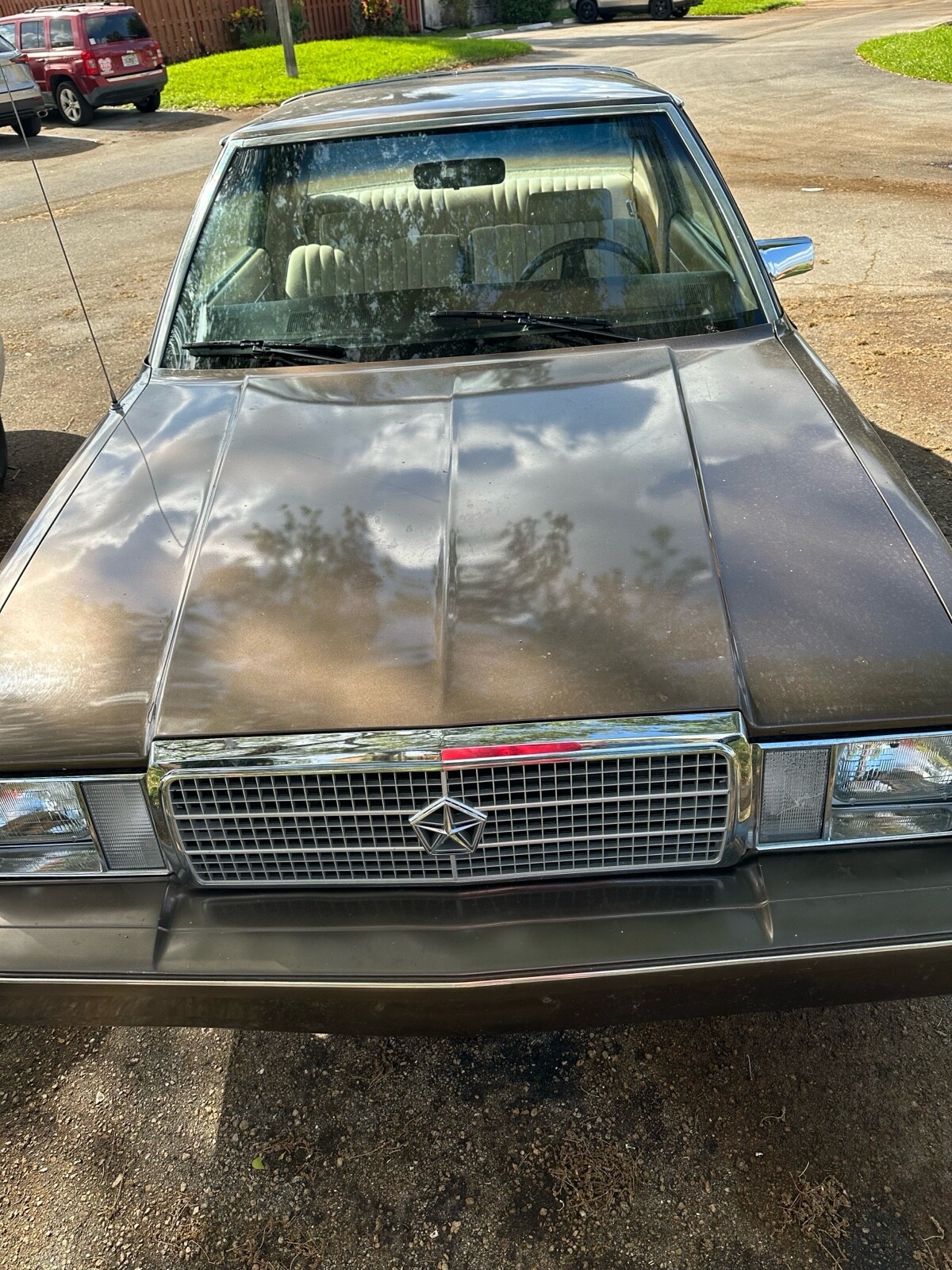 Plymouth-Reliant-1984