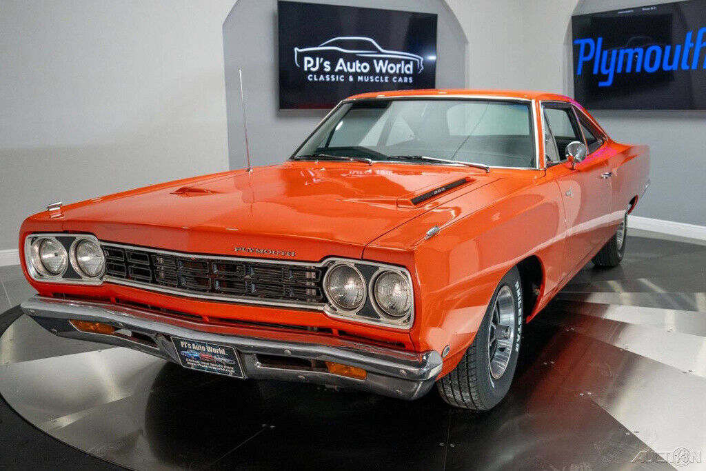 Plymouth-Road-Runner-1968-1