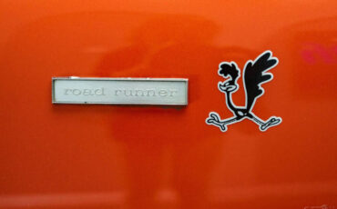 Plymouth-Road-Runner-1968-13