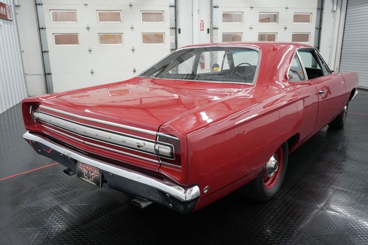Plymouth-Road-Runner-1968-Coupe-15