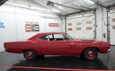 Plymouth-Road-Runner-1968-Coupe-17