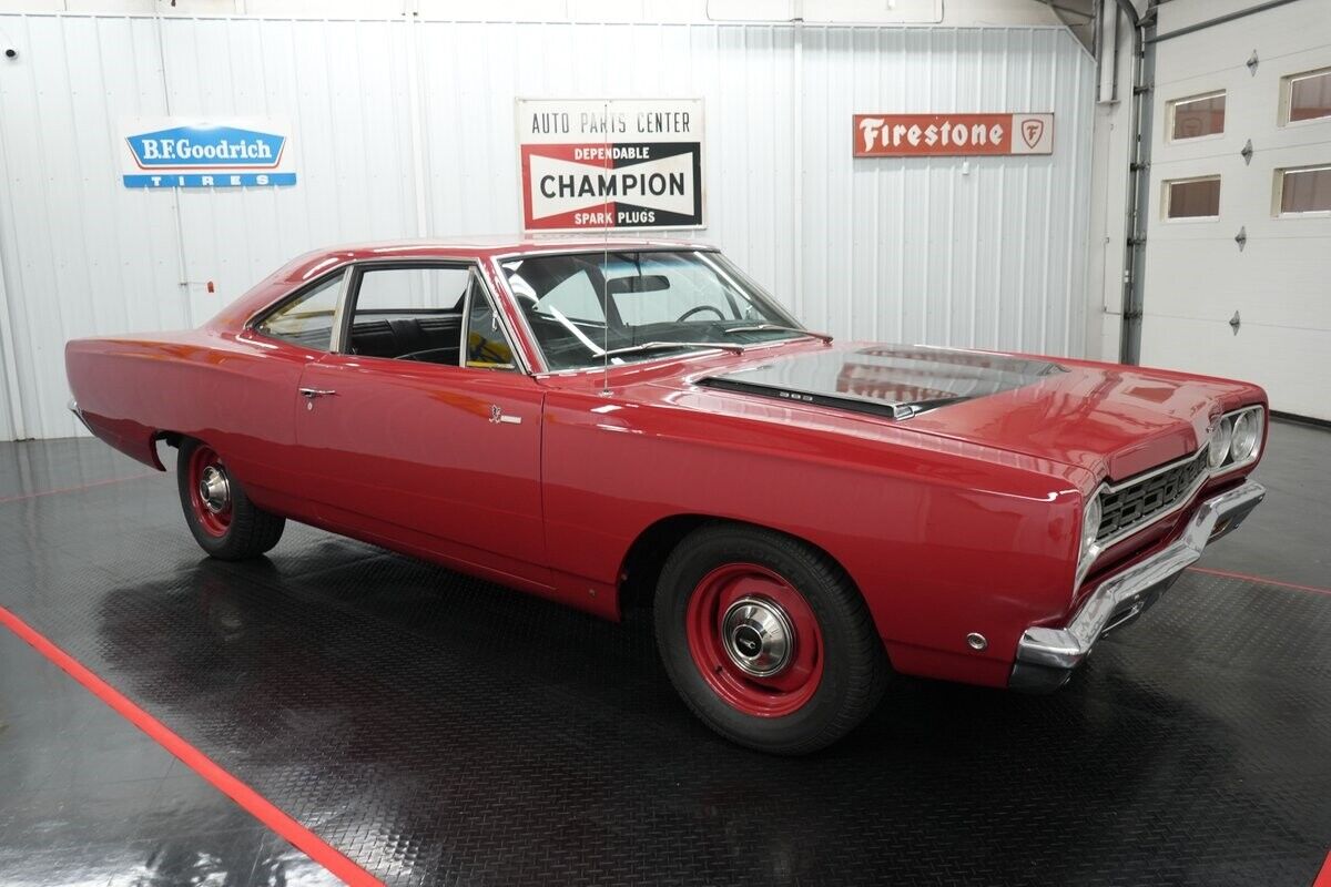 Plymouth-Road-Runner-1968-Coupe-19