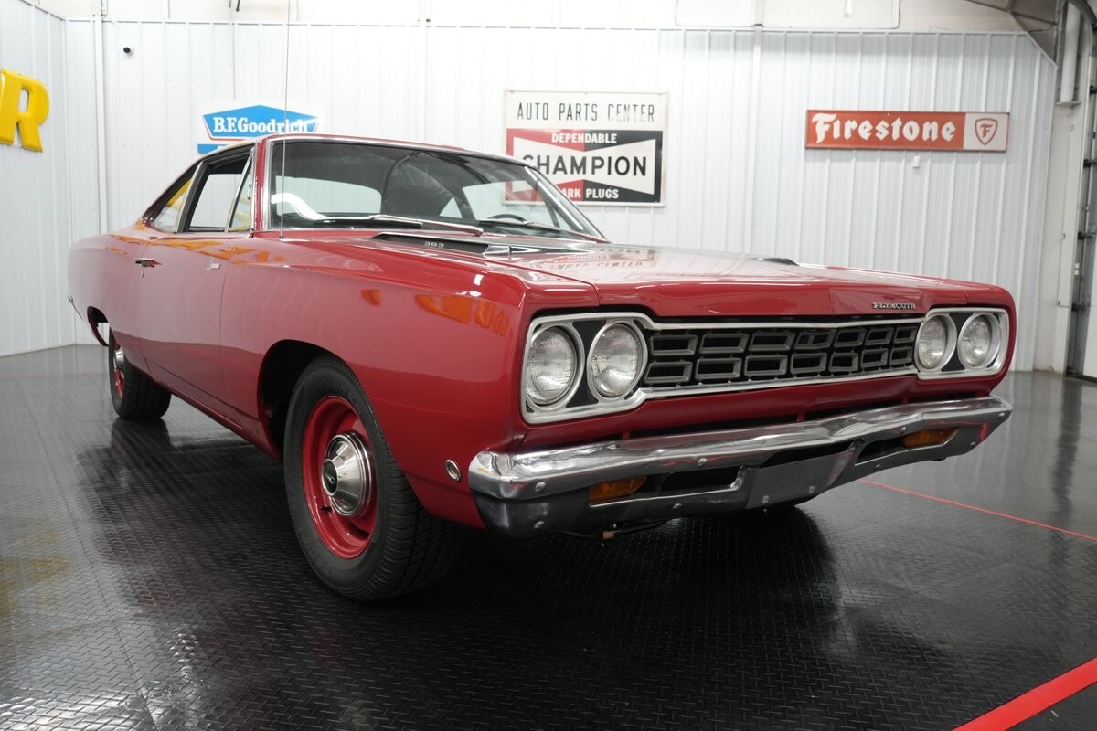 Plymouth-Road-Runner-1968-Coupe-22