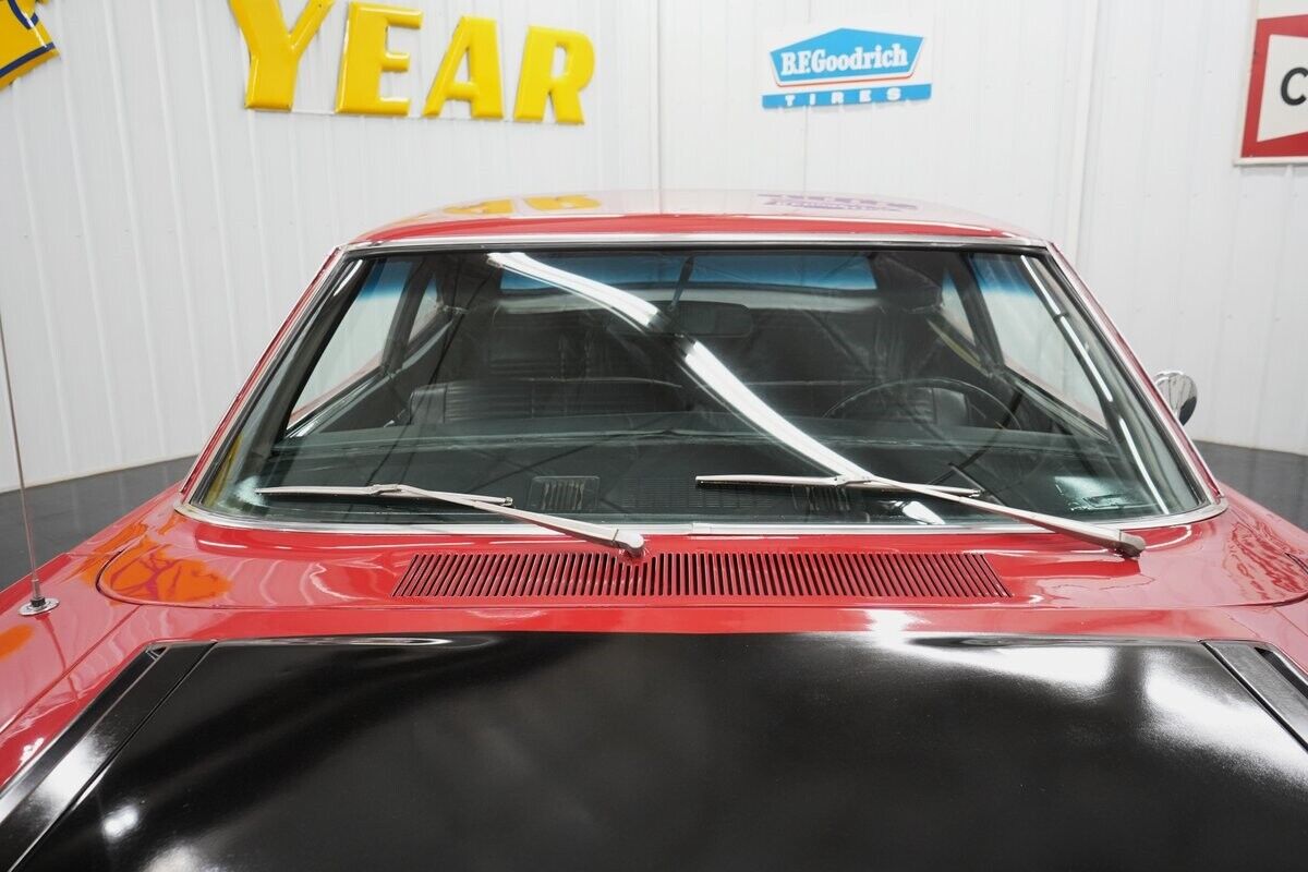 Plymouth-Road-Runner-1968-Coupe-25