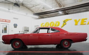 Plymouth-Road-Runner-1968-Coupe-5