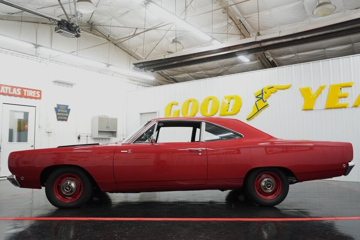Plymouth-Road-Runner-1968-Coupe-5