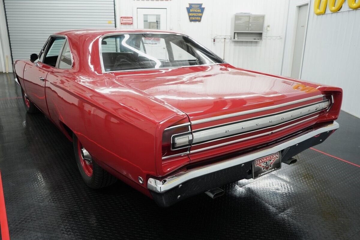 Plymouth-Road-Runner-1968-Coupe-6