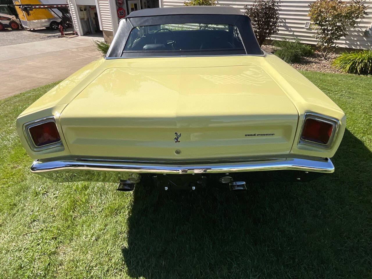 Plymouth-Road-Runner-1969-Convertible-18