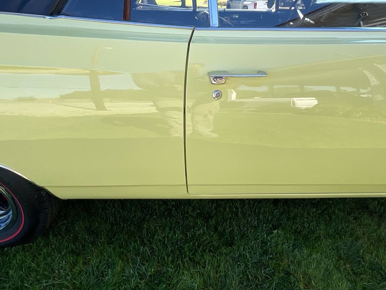 Plymouth-Road-Runner-1969-Convertible-23