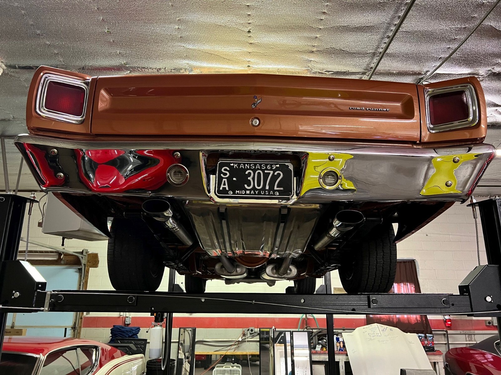 Plymouth-Road-Runner-1969-Convertible-29