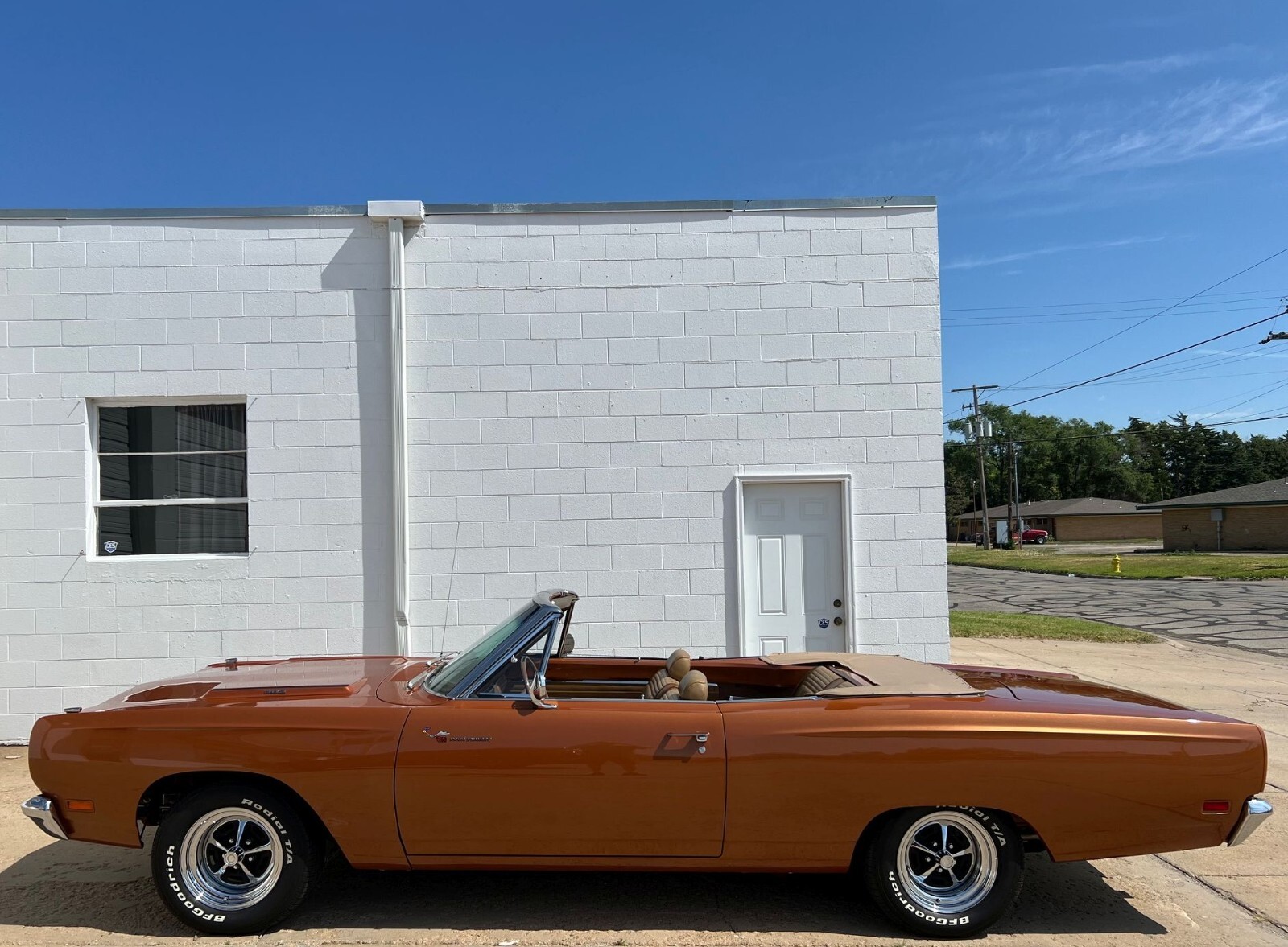 Plymouth-Road-Runner-1969-Convertible-3