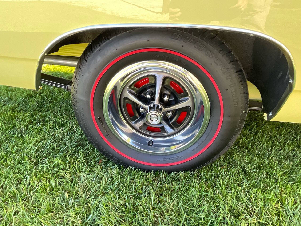 Plymouth-Road-Runner-1969-Convertible-34
