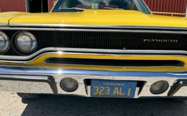 Plymouth-Road-Runner-1970-35