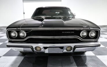 Plymouth-Road-Runner-1970-Coupe-1