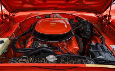 Plymouth-Road-Runner-1970-Coupe-16